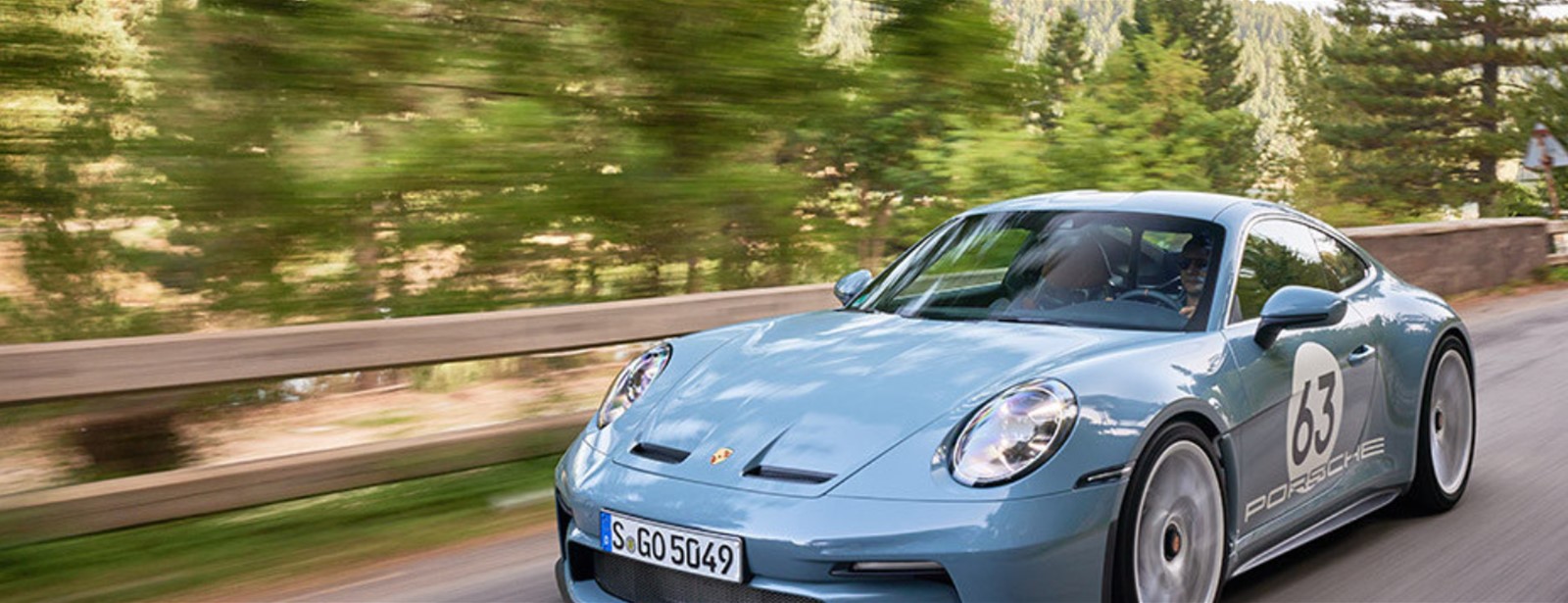 AutoWeek test Porsche 911 S/T: Hoor en voel, wat een feest is dit!.